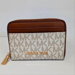 Michael Kors Jet Set Travel Logo Card Case